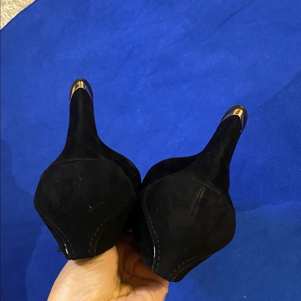 Louis Vuitton Black Peep-Toe Heels 37.5 - Picture 5 of 9
